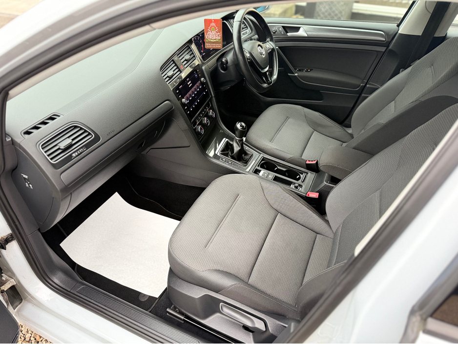 2018 Volkswagen Golf SE NAVIGATION 1.5 TSI BLUEMOTION TECHNOLOGY, 1.4, MANUAL, 2 YEAR NCT, LOW TAX, LOW INSURANCE €16,995