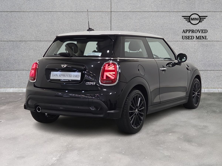 2024 MINI Hatch - image 24