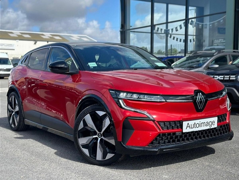 2023 Renault Megane E-Tech EV60 220hp Techno Red / Black