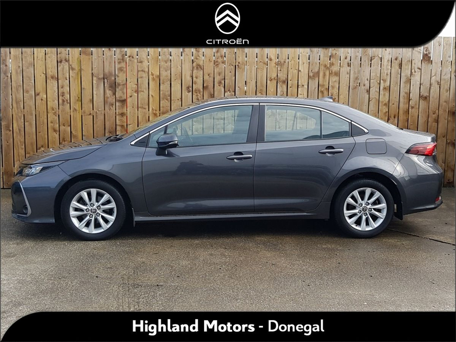 2023 Toyota Corolla - image 7