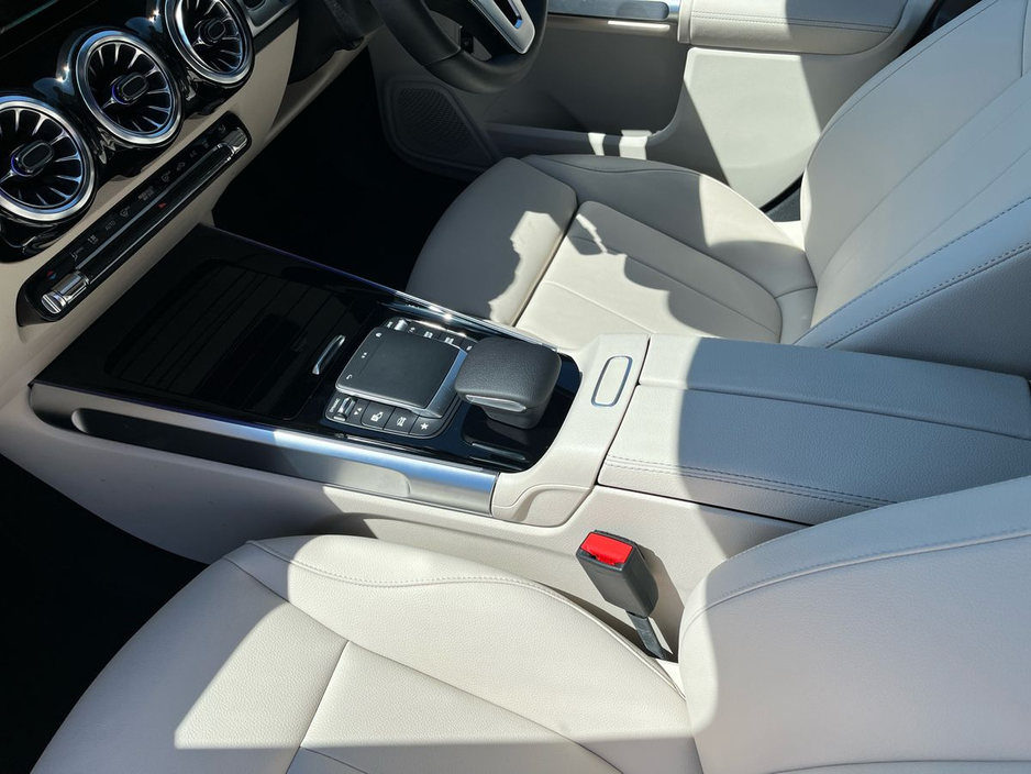 2025 Mercedes-Benz EQB - image 19