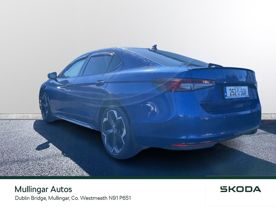 2025 Skoda Superb - image 15