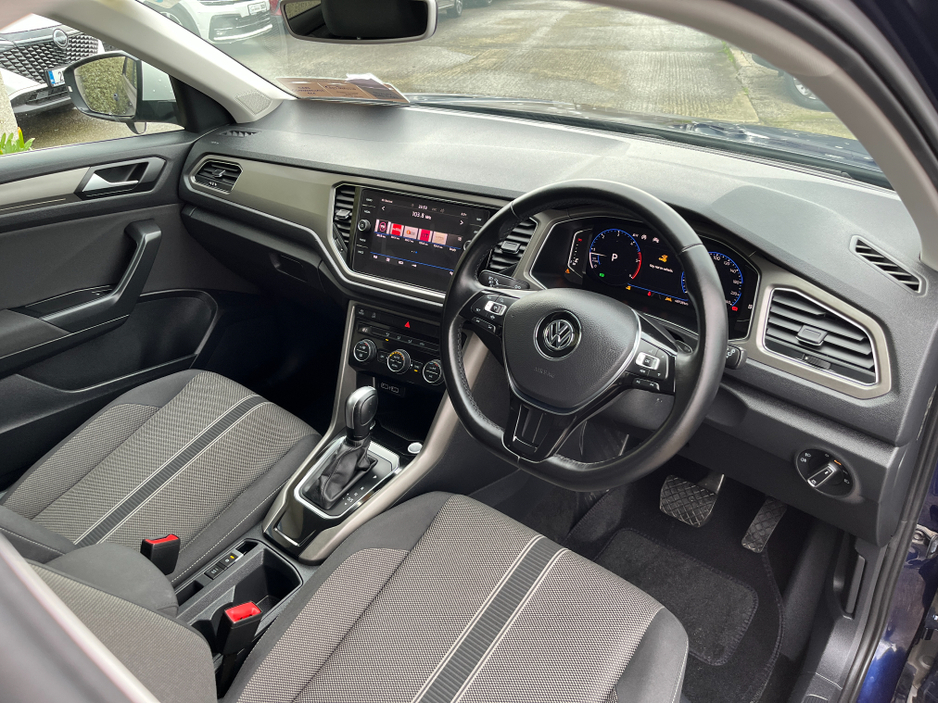 2020 Volkswagen T-Roc STYLE DESIGN AUTOMATIC 2.0 DIESEL //KEYLESS ENTRY//2 TONE PAINT//ADAPTIVE CRUISE CONTROL//REVERSE CAMERA// €23,950