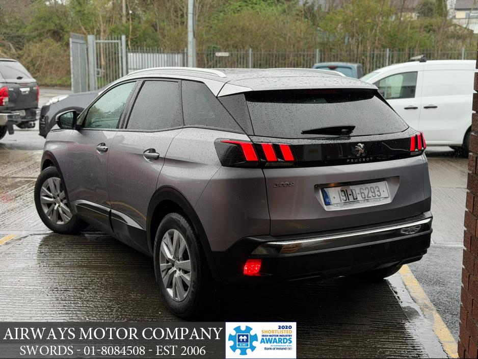 2019 Peugeot 3008 - image 17