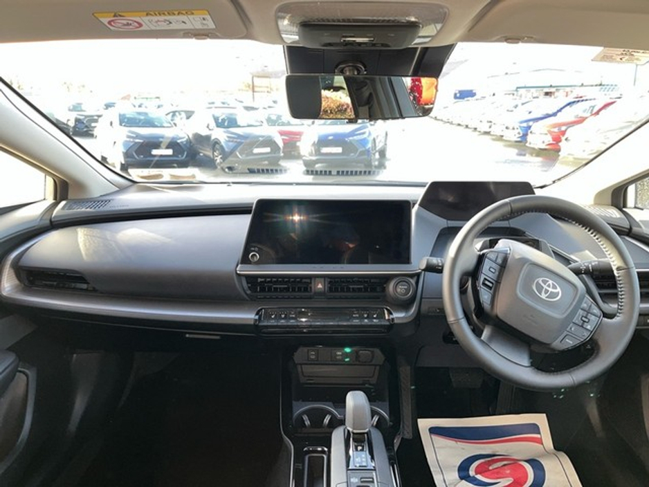 2024 Toyota Prius PLUG IN €40,950