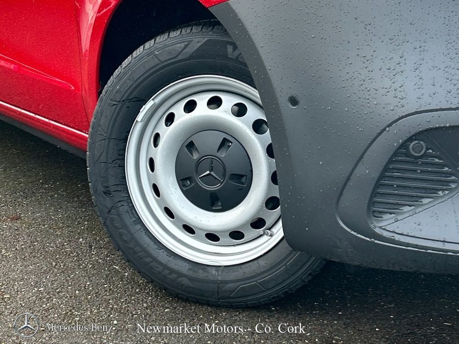 2026 Mercedes-Benz Vito - image 2