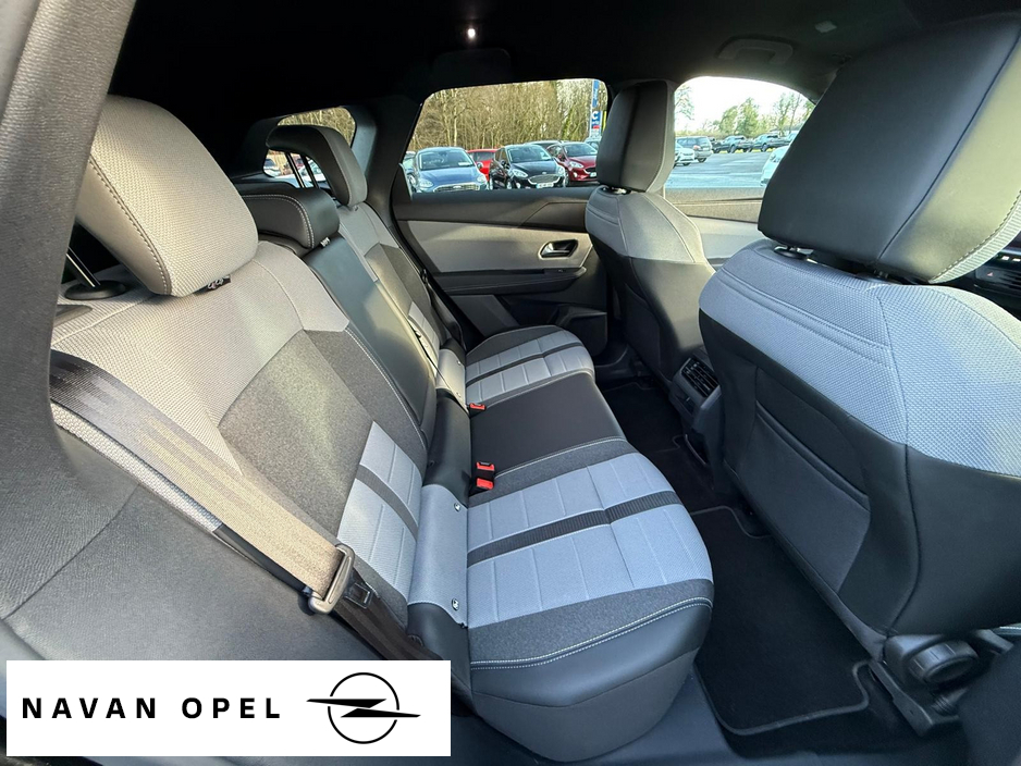 2025 Opel Grandland - image 10