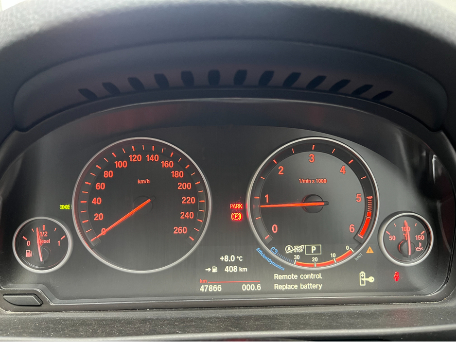 2017 BMW 5 Series - image 29