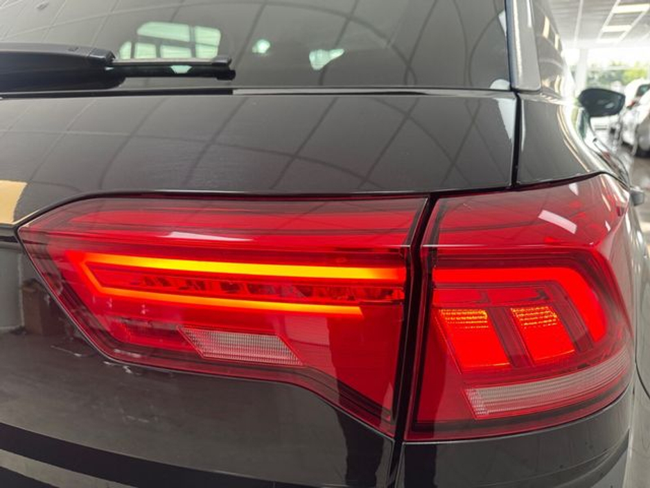 2021 Volkswagen T-Roc - image 19