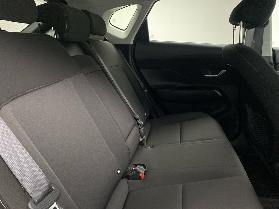 2024 Hyundai Kona - image 10