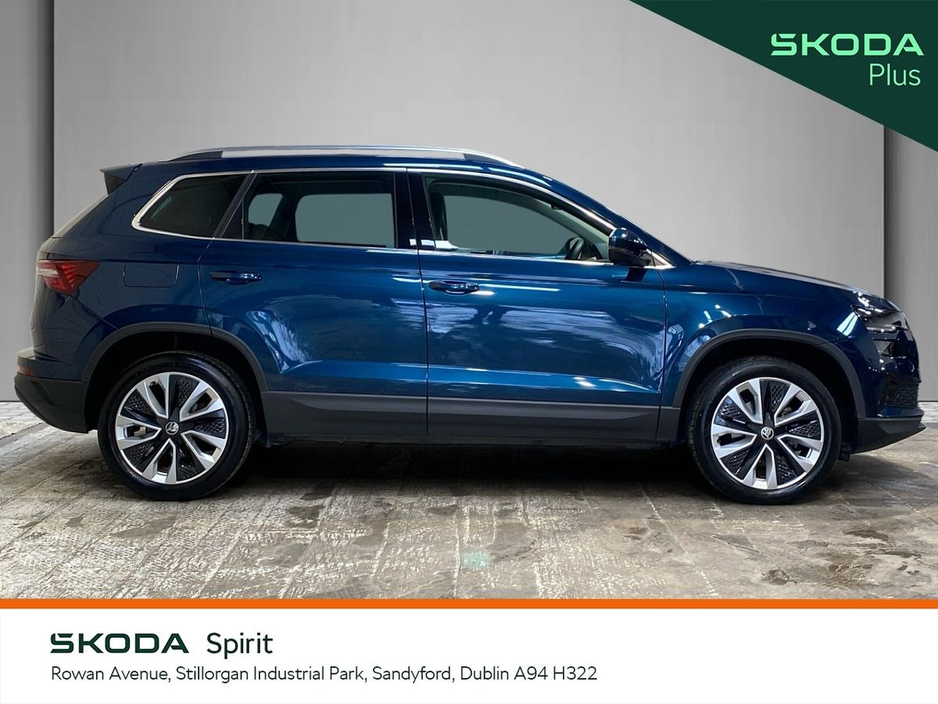 2023 Skoda Karoq - image 10