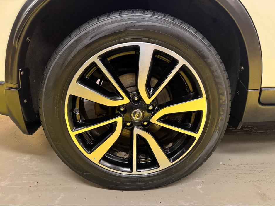 2017 Nissan X-Trail - image 30