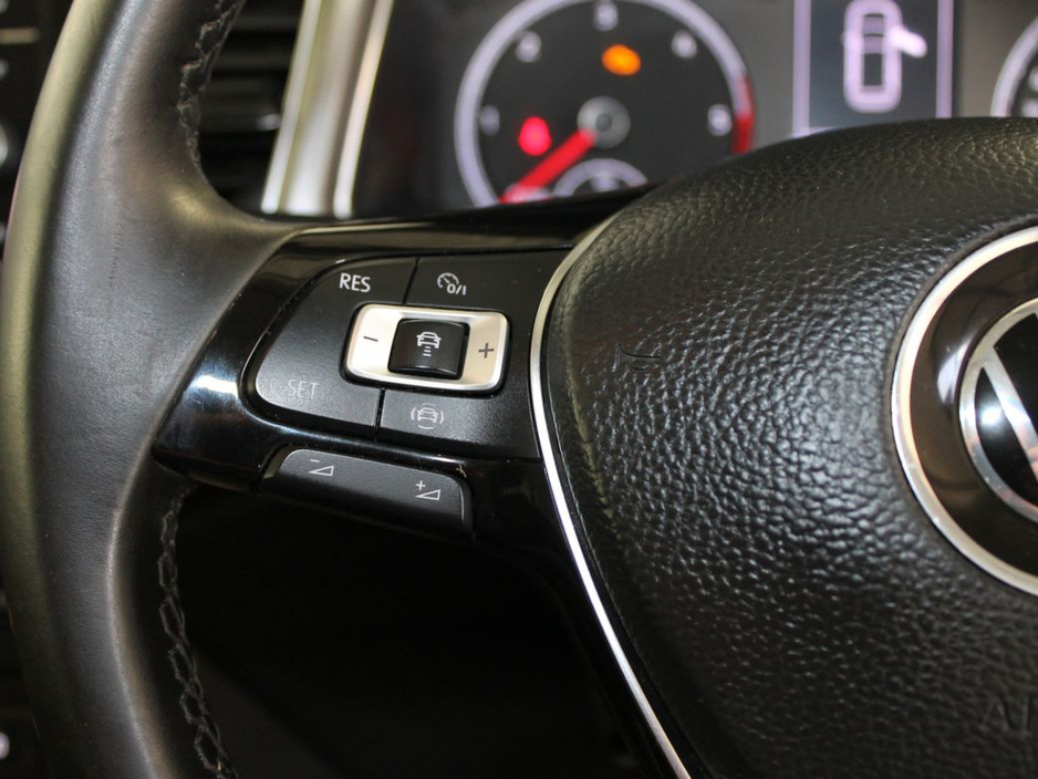 2021 Volkswagen T-Roc Design 2.0 TDI M6F 115HP 5DR €24,999