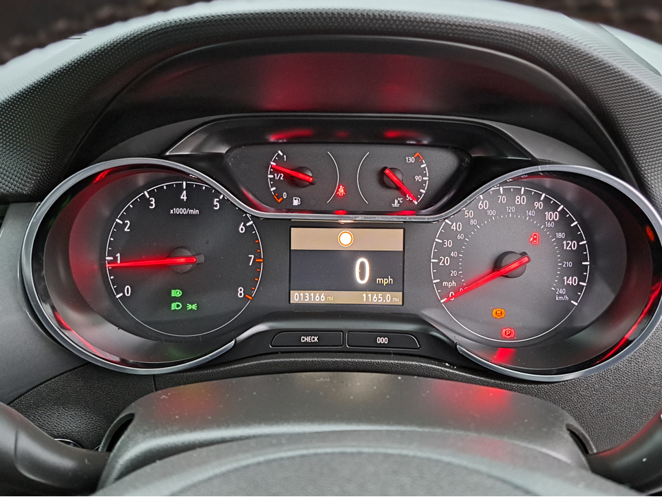 2023 Opel Crossland ULTIMATE 1.2TURBO 110BHP **LEATHER/SUEDE INTERIOR** €21,950