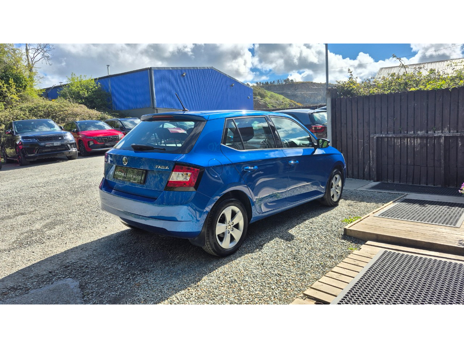 2018 Skoda Fabia - image 7