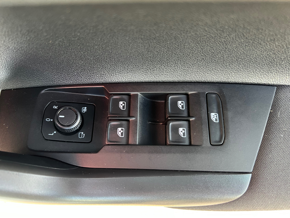 2019 Volkswagen Polo 1.0 TSI Automatic DSG tiny mileag €16,900