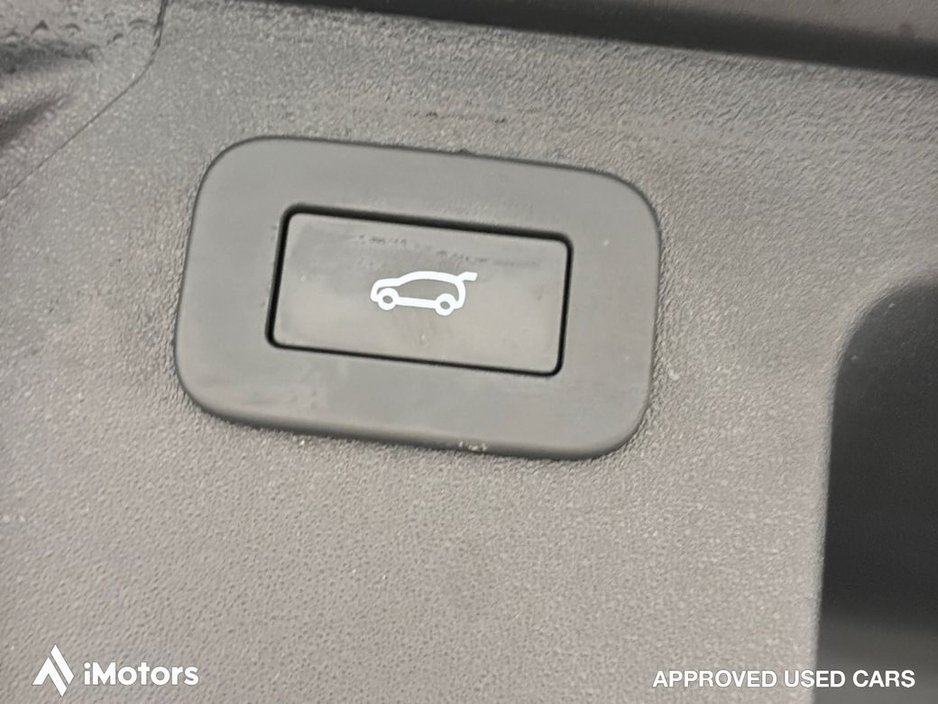 2025 Land Rover Discovery Sport - image 15