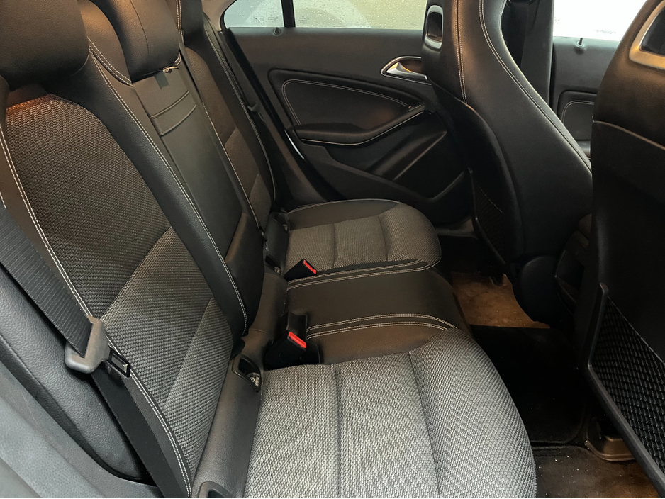 2017 Mercedes-Benz CLA Class €19950! 2017 MERCEDES-BENZ CLA180 1.6 AUTOMATIC / CRUISE CONTROL / REVERSE CAMERA / ELECTRIC MEMORY & HEATED SEATS / PADDLE SHIFTERS €19,950