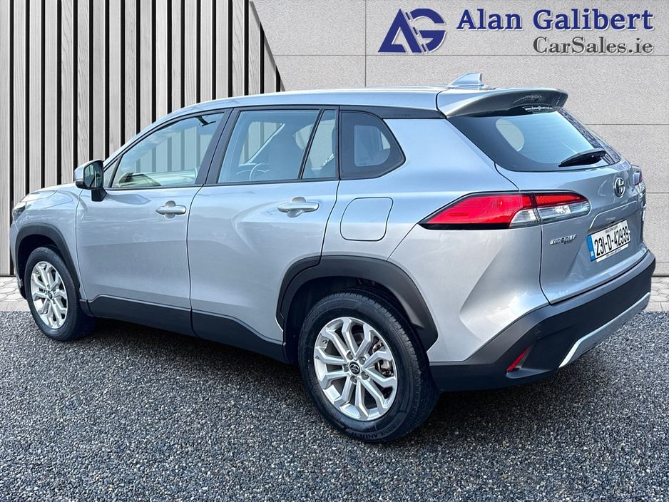 2023 Toyota Corolla Cross 1.8 Petrol HYBRID LUNA €138 PW €28,995
