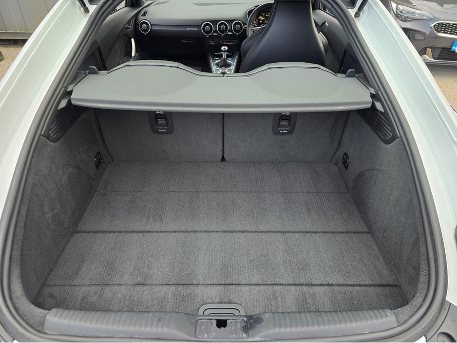 2016 Audi TT - image 28