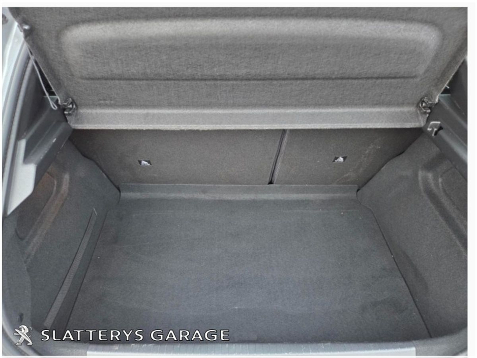 2020 Peugeot 208 1.2 Puretech 75 bhp Active €13,750