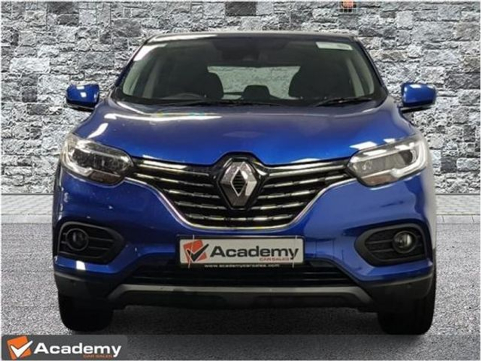 2022 Renault Kadjar - image 5