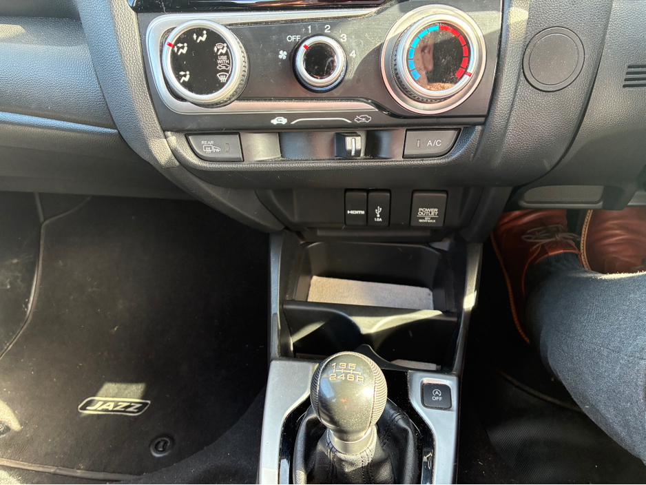 2018 Honda Jazz - image 19