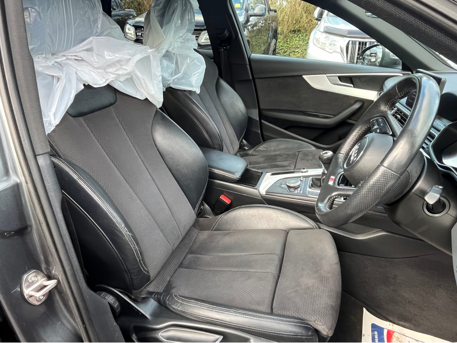 2018 Audi A4 - image 13