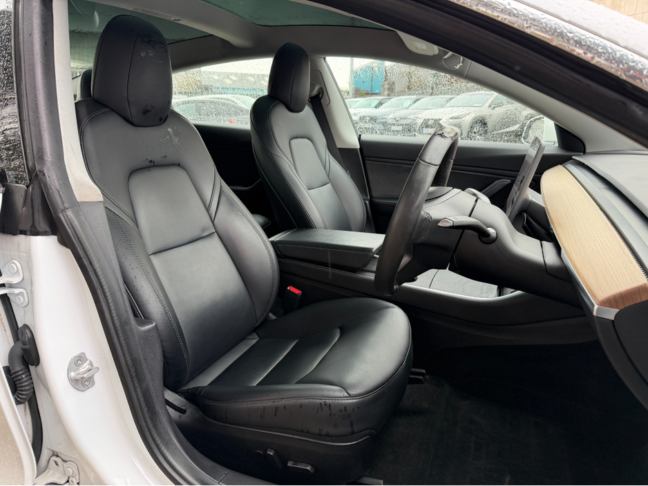 2020 Tesla Model 3 STANDARD RANGE + RWD..PANORAMIC ROOF €18,900