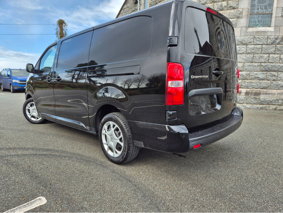 2024 Citroen Dispatch - image 11