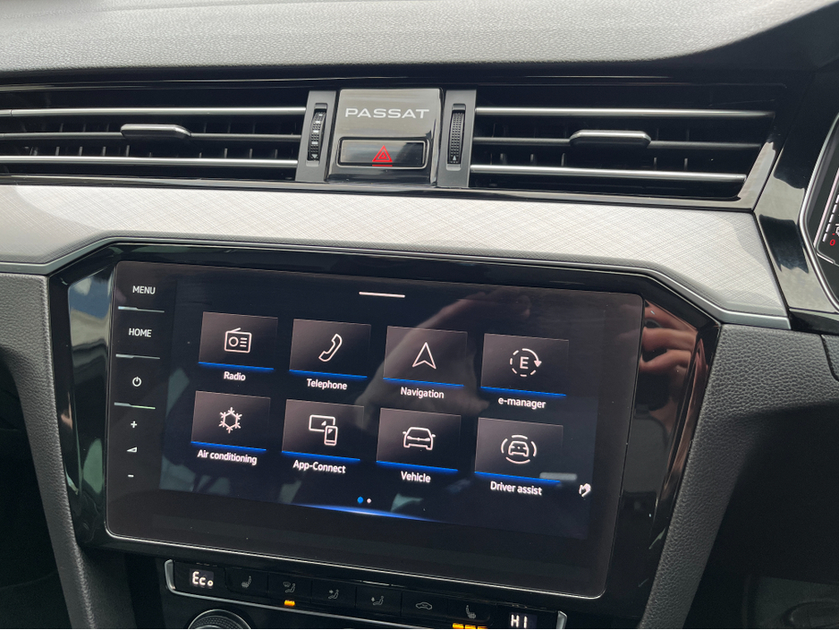 2019 Volkswagen Passat GTE 1.4 TSI PHEV PETROL HYBRID //FULL LEATHER HEATED SEATS//SAT NAV//ADAPTIVE CRUISE CONTROL// €17,950