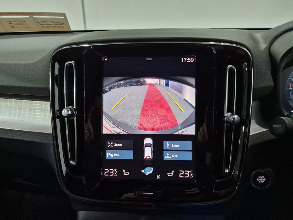 2022 Volvo XC40 T4 PLUS DARK RECHARGE AUTOMATIC **ONE OWNER / APPLE CARPLAY / BLIND SPOT ASSIST / ELECTRIC BOOTLID / HEATED FRONT & REAR SEATS / HEATED STEERING WHEEL / REVERSE CAMERA / WIRELESS PHONE CHARGING** €34,900