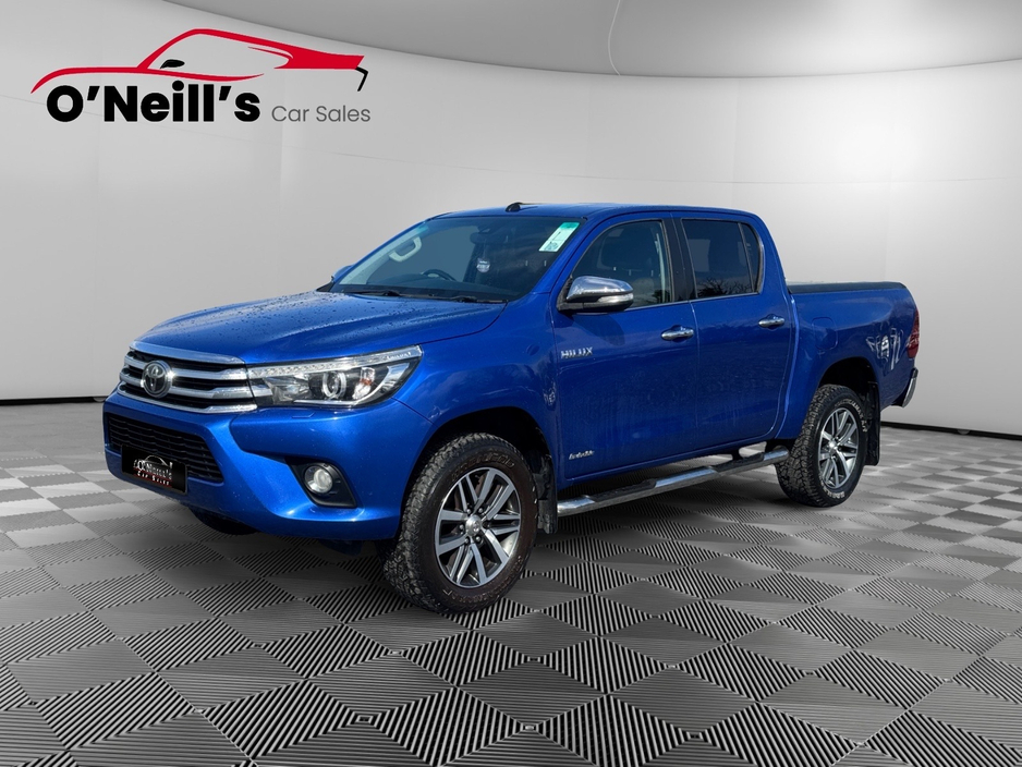 2017 Toyota Hilux - image 5