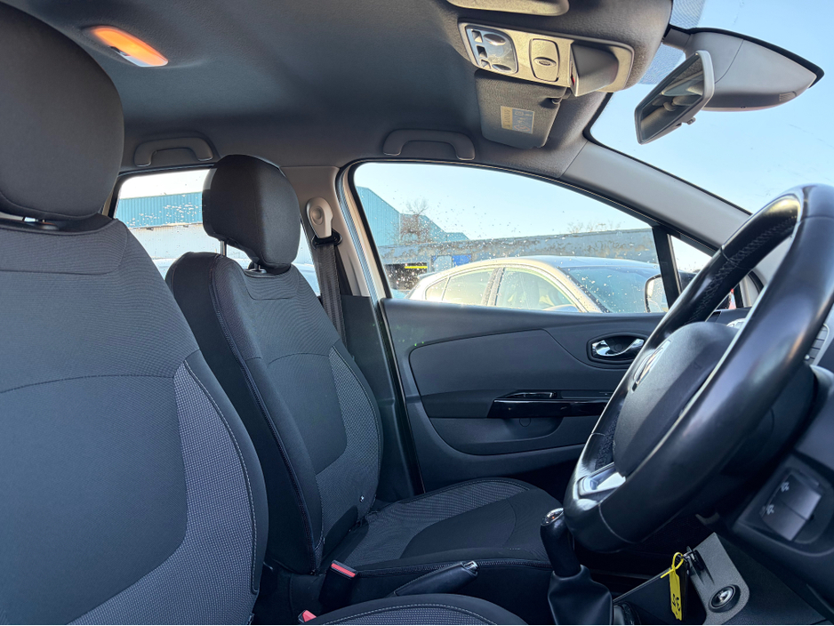 2017 Renault Captur INTENSE 1.5 DCI ** IRISH CAR ** 2 KEYS ** IMMACULATE EXAMPLE ** €9,995