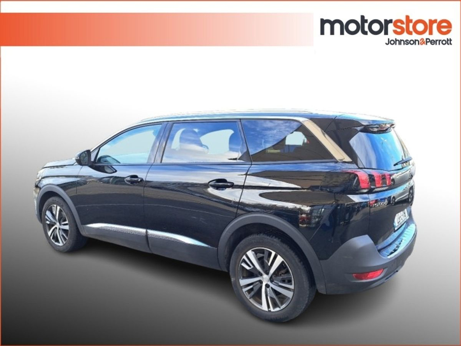 2023 Peugeot 5008 1.2 PureTech 130bhp Allure €35,900