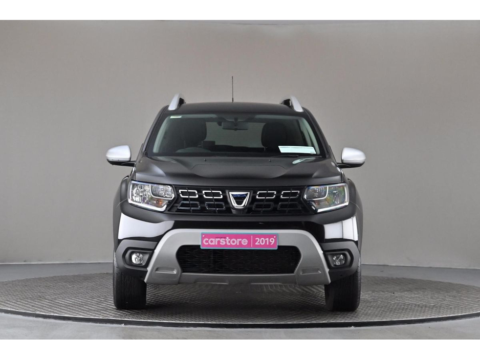 2019 Dacia Duster - image 2