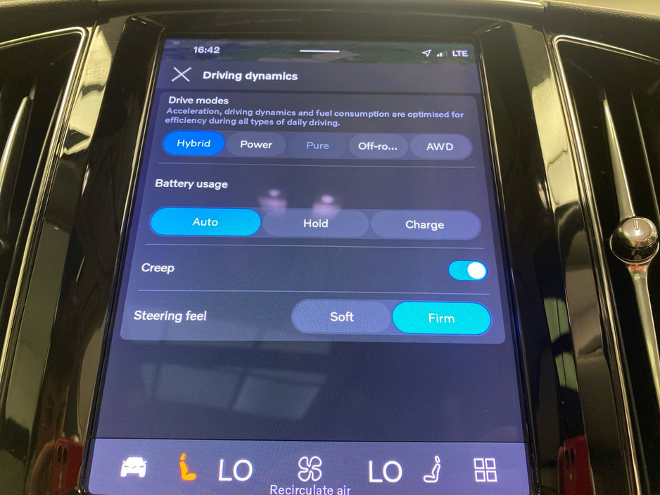 2023 Volvo XC60 - image 23