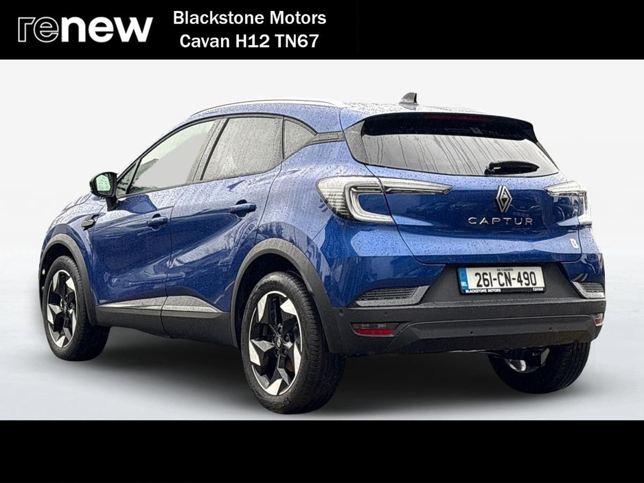 2026 Renault Captur - image 3