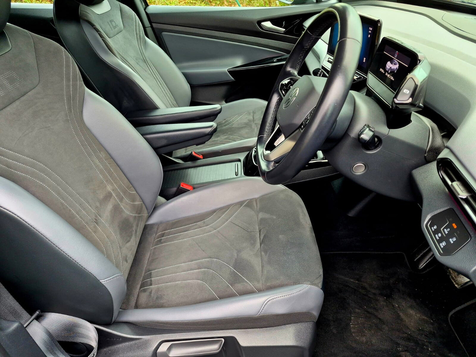 2022 Volkswagen ID.4 - image 15