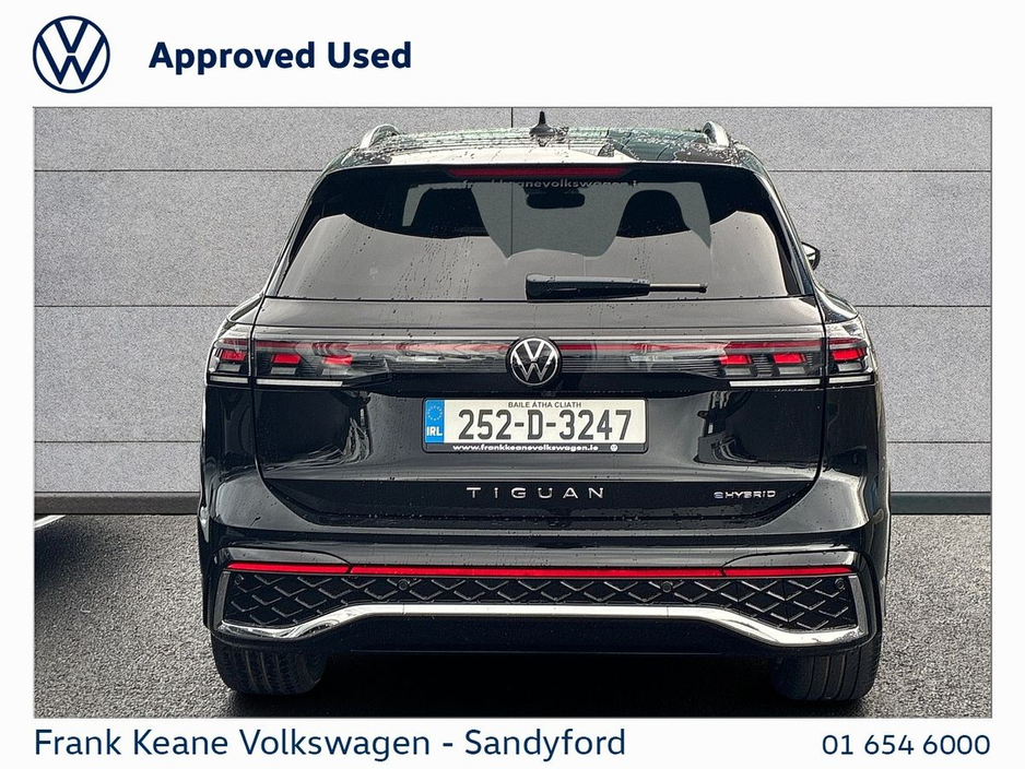 2026 Volkswagen Tiguan CASH OFFER - *R-Line75* 1.5TSI PHEV 204HP Auto @Frank Keane Volkswagen South Dublin €57,000