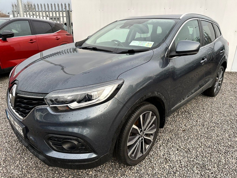 2020 Renault Kadjar - image 3