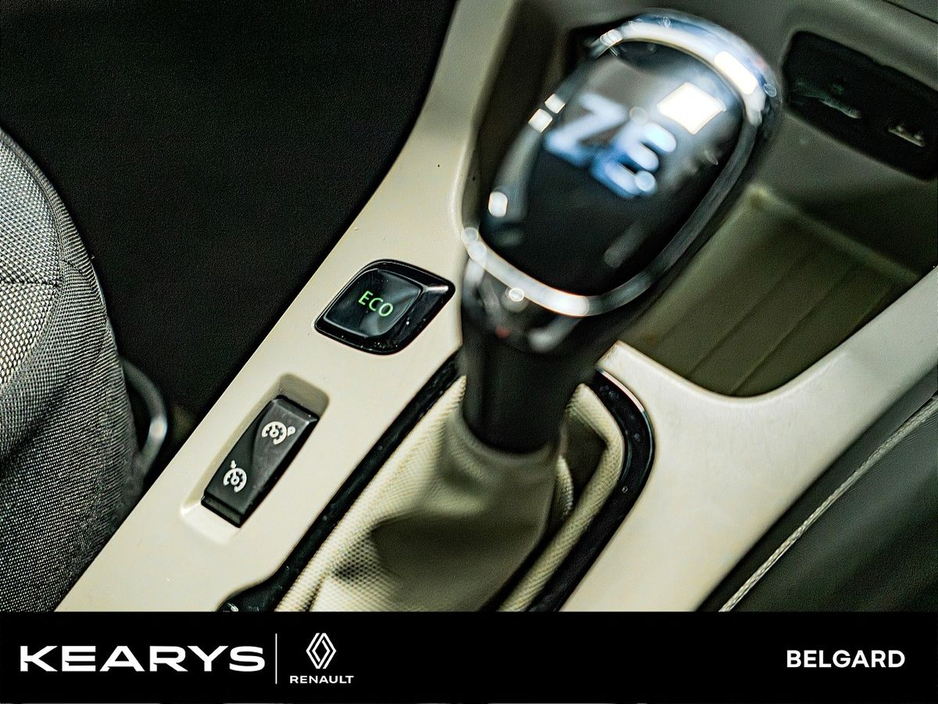 2016 Renault Zoe - image 15