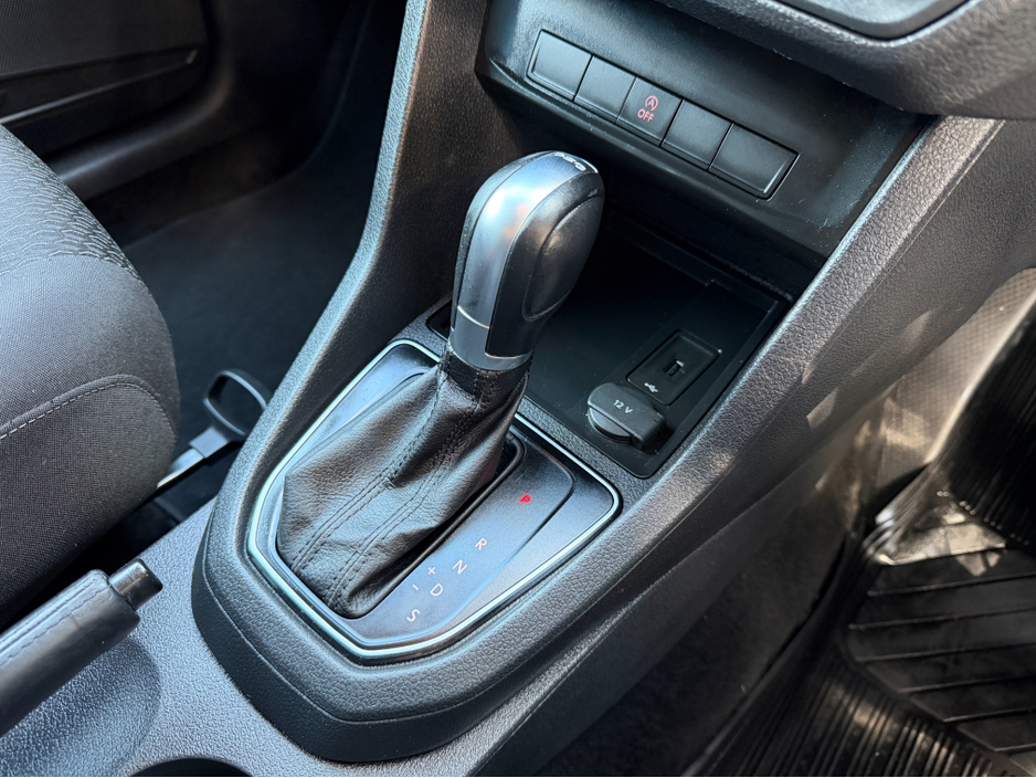 2016 Volkswagen Caddy - image 19