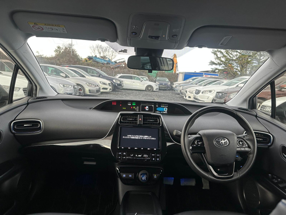 2021 Toyota Prius - image 16