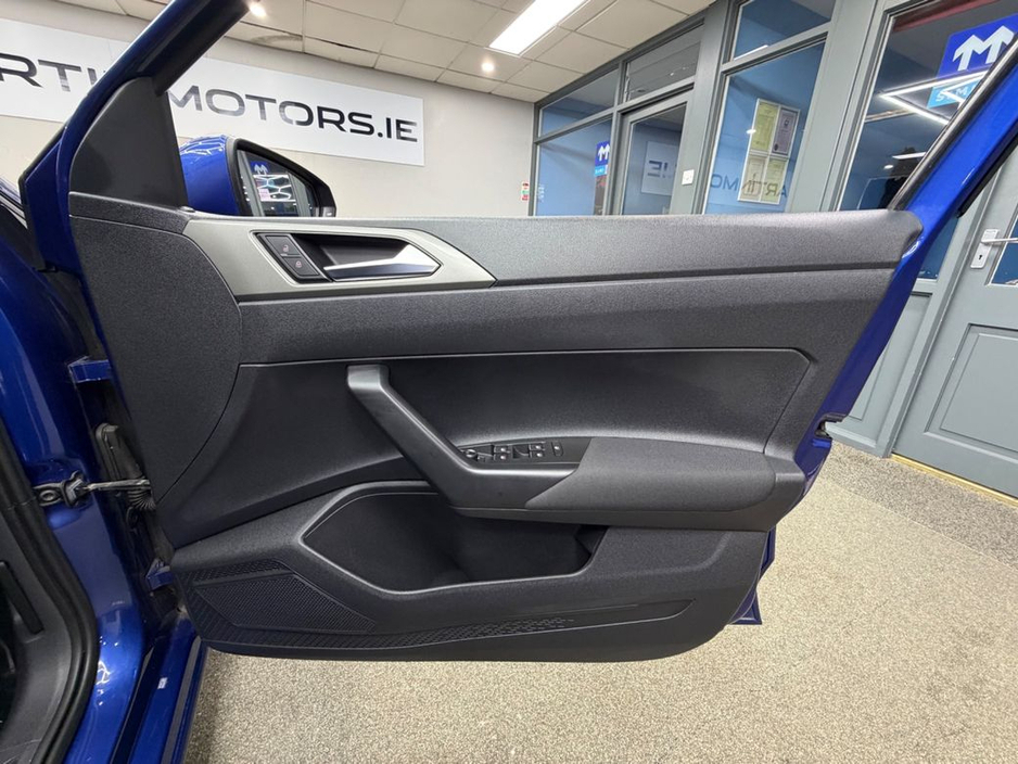 2018 Volkswagen Polo - image 31
