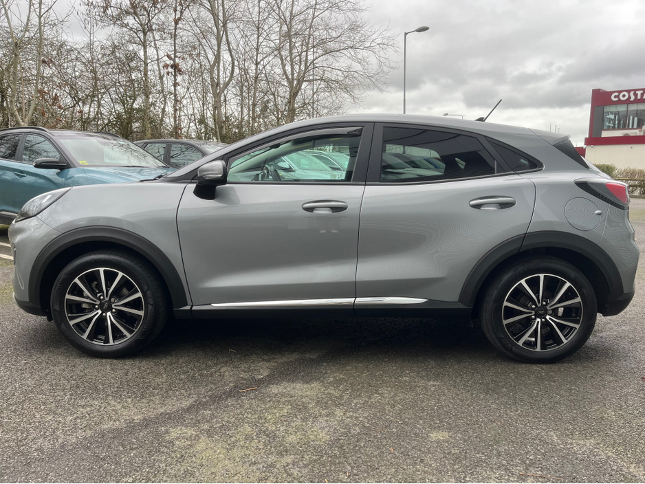 2023 Ford Puma - image 4