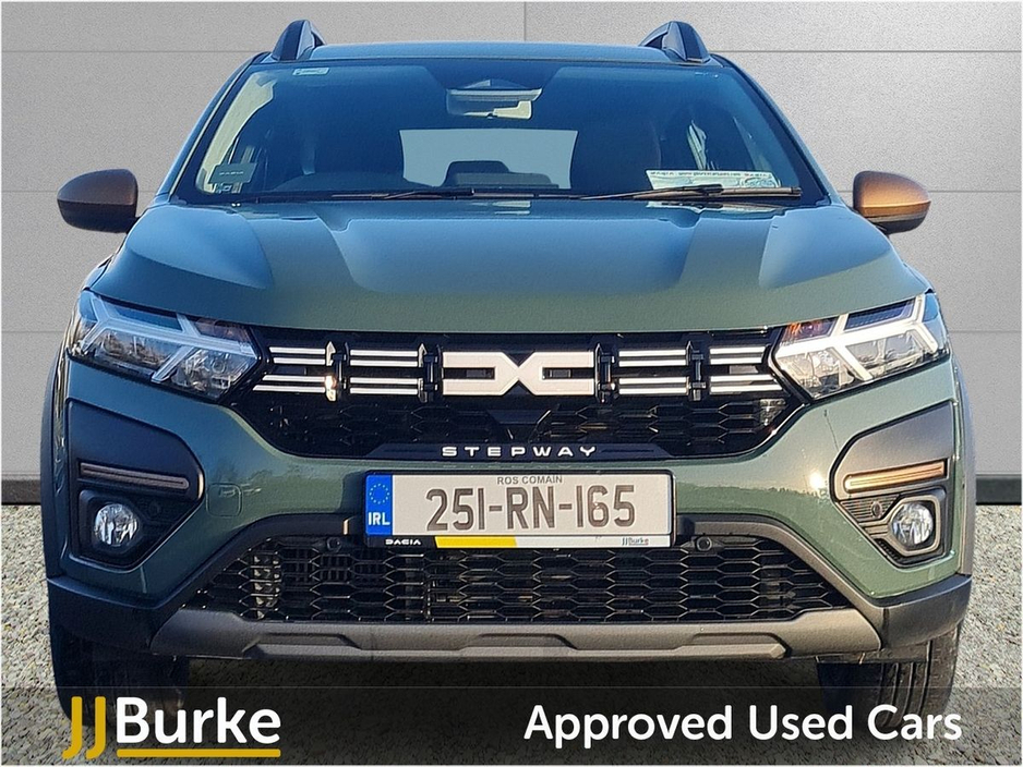 2025 Dacia Sandero Stepway - image 2