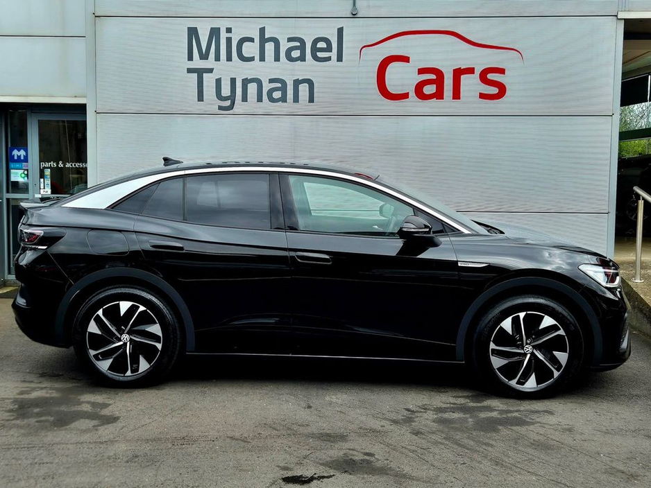 2023 Volkswagen ID.5 - image 6