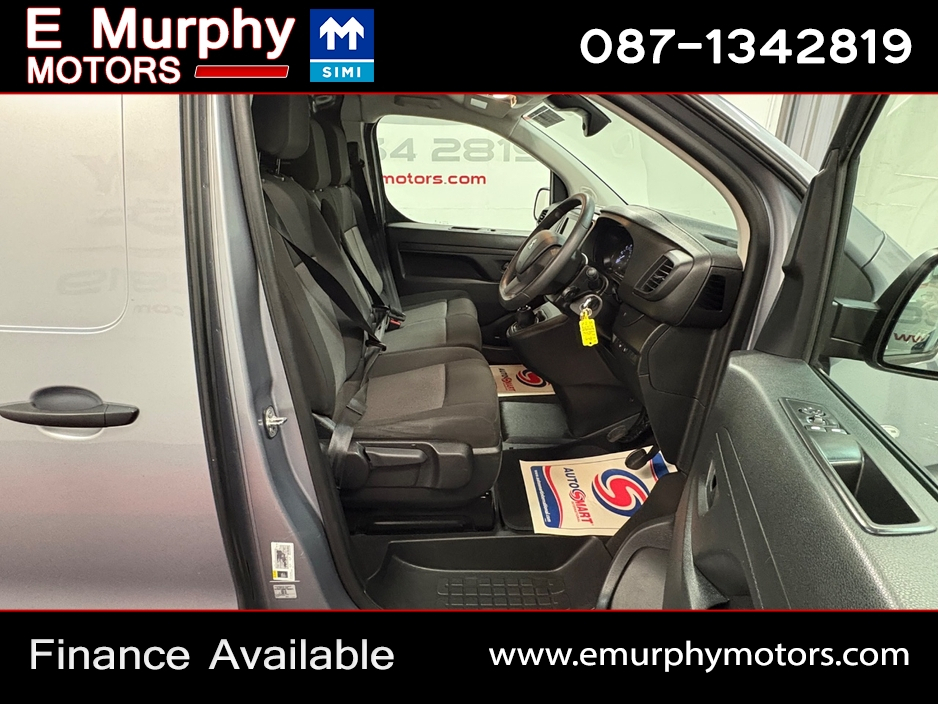 2023 Peugeot Expert - image 9