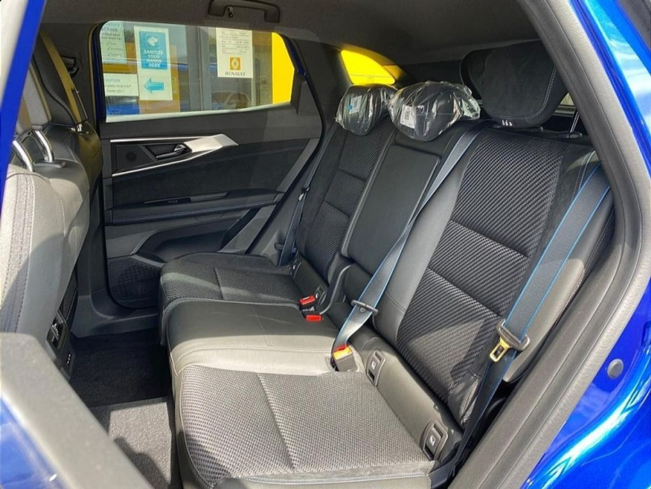2025 Renault Austral - image 20